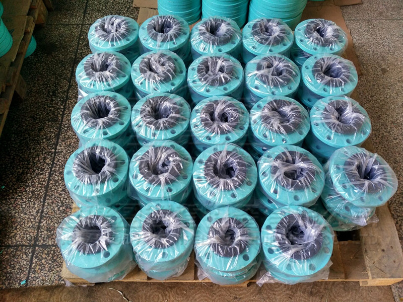 決定橡膠接頭的價格的因素是什么？